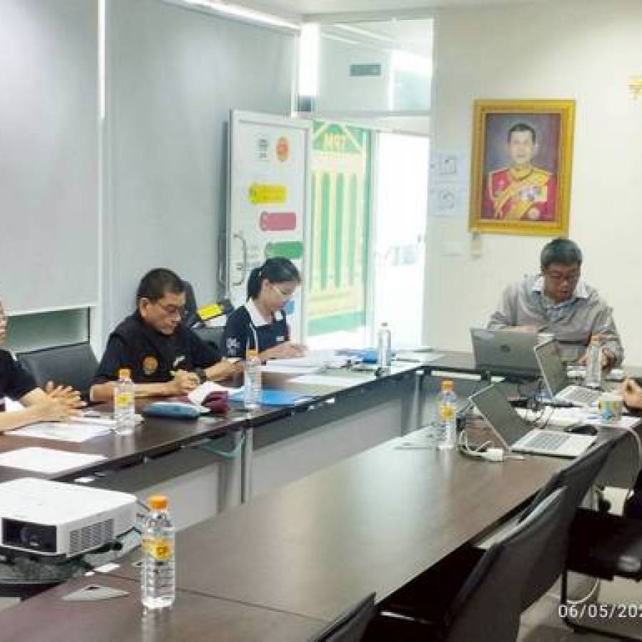 ตรวจติดตามการรับรองการปฏิบัติทางสุขลักษณะที่ดีศูนย์รวบรวมไข่ จังหวัดพิษณุโลก