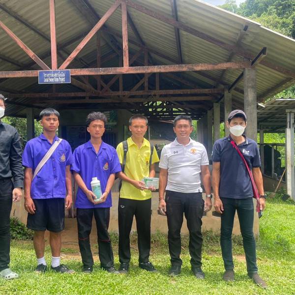 ปศุสัตว์จังหวัดตาก ตรวจติดตามกิจกรรมการเลี้ยงสัตว์ ตามโครงการพัฒนาเด็กและเยาวชนในถิ่นทุรกันดาร ในพื้นที่อำเภอท่าสองยาง