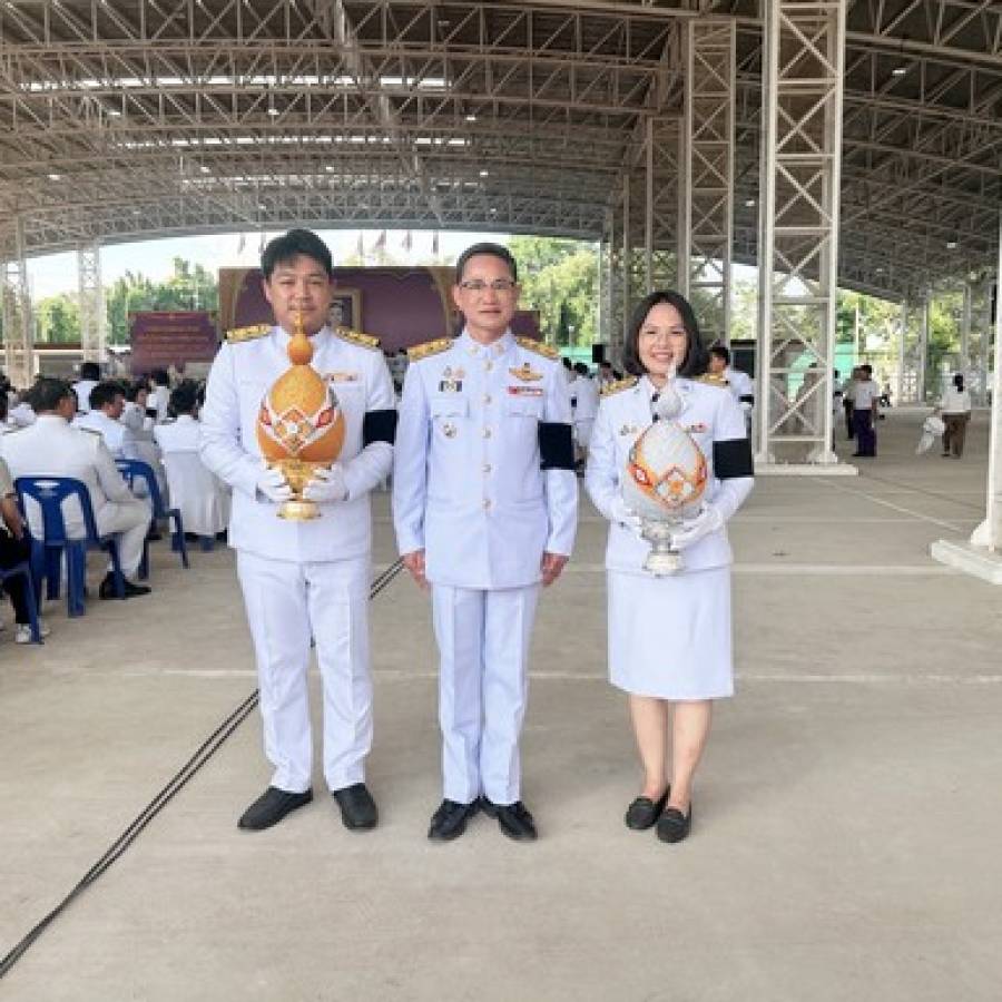 ปศุสัตว์เขต 6 ร่วมพิธีถวายเครื่องราชสักการะและจุดเทียนถวายพระพรชัยมงคล เนื่องในโอกาสวันเฉลิมพระชนมพรรษา สมเด็จพระนางเจ้าฯ พระบรมราชินี พิษณุโลก