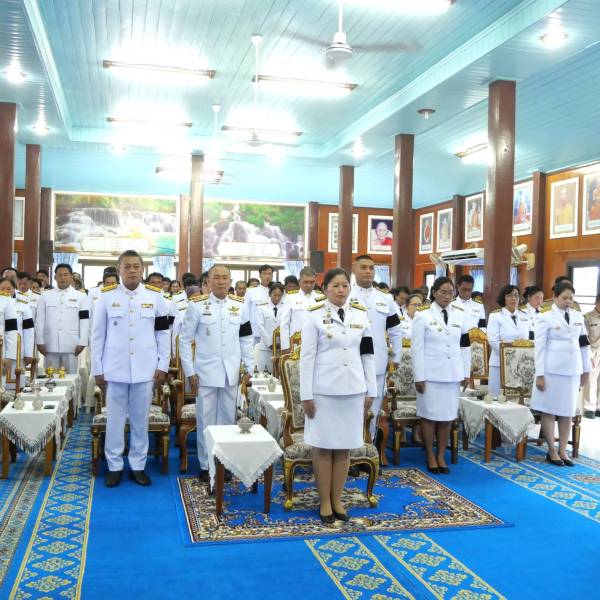 ปศุสัตว์อำเภอตรอน  เข้าร่วมพิธีบำเพ็ญกุศลแด่สมเด็จพระเจ้าลูกเธอ เจ้าฟ้าพัชรกิติยาภา นเรนทิราเทพยวดี กรมหลวงราชสาริณีสิริพัชร มหาวัชรราชธิดา ในวาระครบ 7 วัน (สัตตมวาร)(sparkles)