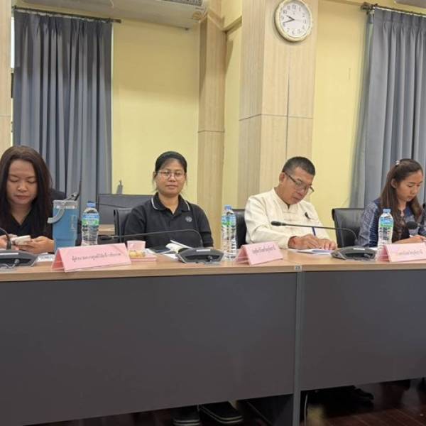 ประชุมคณะทำงาน พิจารณากลั่นกรอง และติดตามผลการดำเนินโครงการที่ขอใช้เงินกองทุนสงเคราะห์เกษตรกรระดับจังหวัด จังหวัดอุทัยธานี