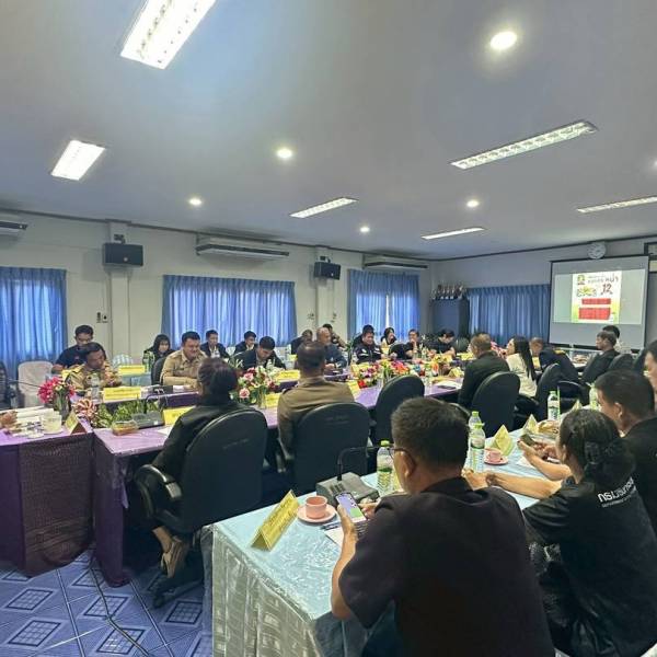 ปศุสัตว์อำเภอฟากท่า เข้าร่วมประชุมหัวหน้าส่วนราชการระดับอำเภอ ประจำเดือนกรกฎาคม ๒๕๖๙