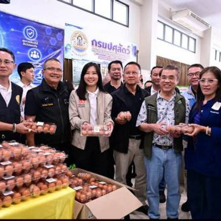 ร่วมคณะรัฐมนตรีว่าการกระทรวงเกษตรและสหกรณ์ ลงพื้นที่ตรวจราชการ จังหวัดพิษณุโลก สุโขทัยและกำแพงเพชร
