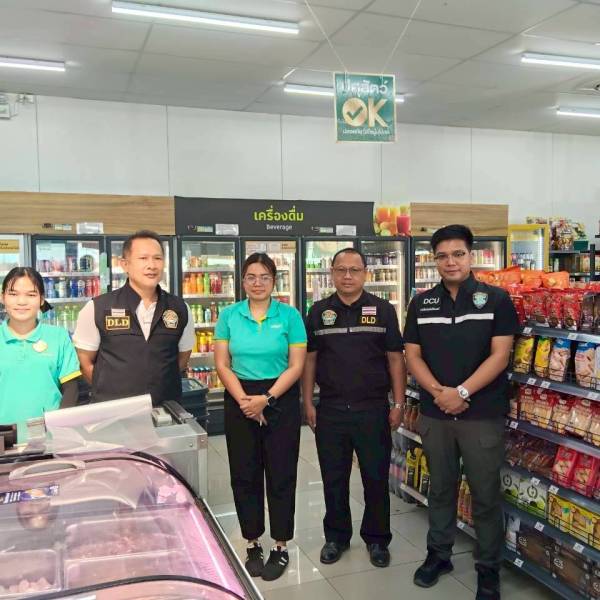 ปศุสัตว์ตาก เข้าตรวจรับรอง ตรวจต่ออายุ และตรวจติดตามสถานที่จำหน่ายเนื้อสัตว์และไข่สด โครงการเนื้อสัตว์และไข่สดปลอดภัย ใส่ใจผู้บริโภค (ปศุสัตว์ OK) ในพื้นที่อำเภอแม่สอด จังหวัดตาก