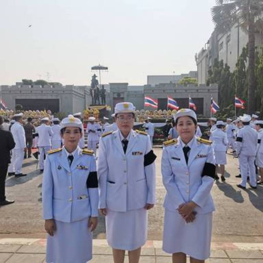 สำนักงานปศุสัตว์เขต 6 เข้าร่วมงานรัฐพิธี วันพระบาทสมเด็จพระพุทธยอดฟ้าจุฬาโลกมหาราช และวันที่ระลึกมหาจักรีบรมราชวงศ์ ประจำปี 2569